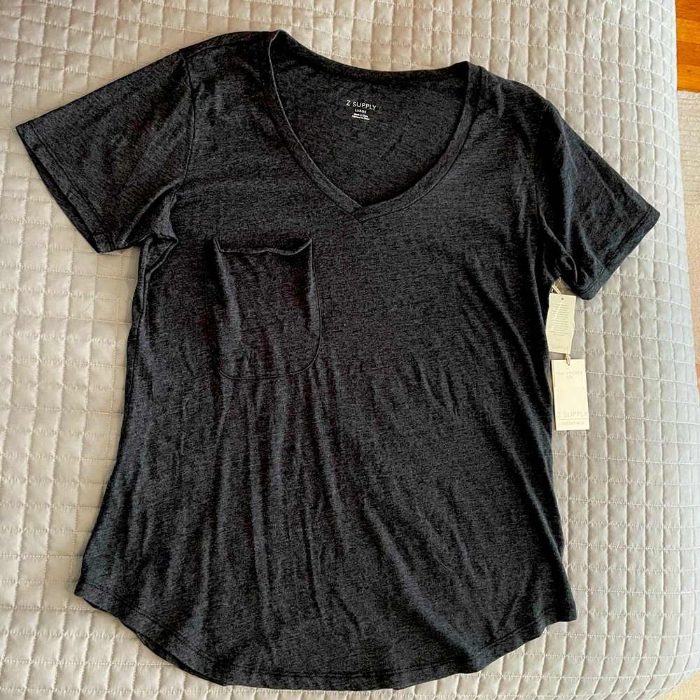 Perfect Z Supply Dark Grey V Neck T-shirt